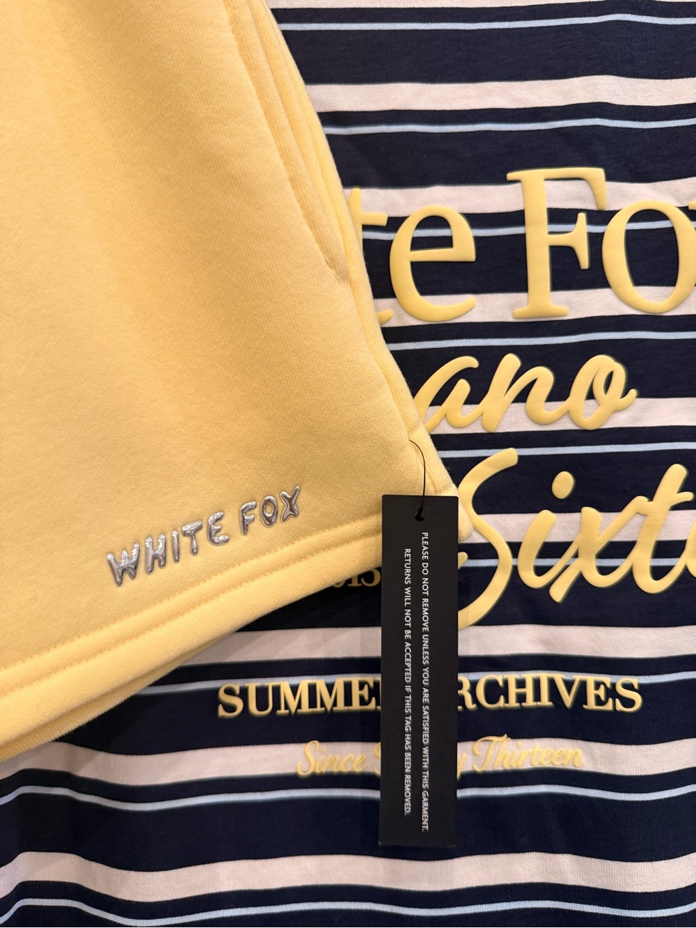 White Fox Verano Sixteen Viola Oversized Tee Navy Stripe NWT XXS/XS - Picture 12 of 16